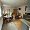 Pass the Keys Flat 3 · Stylish Modern Apt with Patio - Telford