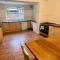 Clare House - sleeps 14 - Bedford