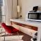 Ocean front Studio, 2beds, free WI-FI