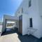 Hubstay - Seaview Villa Oriana in Larnaca, 10 min Walk to the Beach - Ларнака