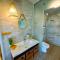DOLPHIN BAY BOUTIQUE COMPLEX Sozopol