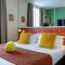 Hotel Olympic Paris Boulogne by Patrick Hayat