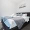 Modern 2b2b Apt -2 king bed-2 parking-UC-Westfield