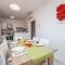 Gorgeous Apartment In Pula With Kitchen - 蒙蒂奇