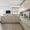 GuestReady - Magnificent stay with terrace - London