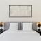 Stylish Downtown Escape with Comforts - Lucemburk