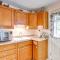 Charming West Mifflin House - 3 Mi to Kennywood! - ويست ميفلين