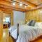 Picture-Perfect Vermont Mtn Cabin with Hot Tub!
