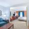 Holiday Inn Express Hotel & Suites Brattleboro, an IHG Hotel - Браттлборо