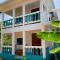Apartments at Los Delfines Little Corn