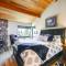1 Mi to Lake Tahoe Home with Hot Tub and Decks