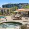 TWO CozySuites at Kierland Commons with pool - Scottsdale