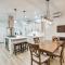 Chic Micanopy Getaway with Pool and Pool Table! - Micanopy