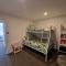 Home away from home in Rolleston - 罗尔斯顿