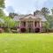 Buford Mansion with Pool about 14 Mi to Lake Lanier - بوفورد
