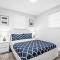 Rachaels Upscale Two Bedrooms Luxury Home
