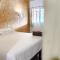 Lux Guesthouse - Phi Phi Don