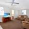 Bennetts Beach Townhouse