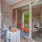 Yellow, Orange and Blue Apartments Desenzano - Happy Rentals