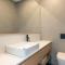 Award-winning beachfront luxury in Cremorne