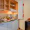 Yellow, Orange and Blue Apartments Desenzano - Happy Rentals