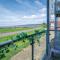 Beach View - 2 Bedroom Apartment - Llanelli