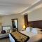 GLK PREMIER The Home Suites & Spa