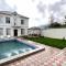 White villa 4 bedrooms