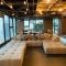 The base Central Pattaya 1098 by Numam - Pattaya central