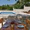 Villa Silencio mit Pool