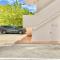 Apto fully equiped con piscina y gratis parking