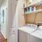 Deck and ATV Trail Access Quiet Cabin in Show Low - 肖洛