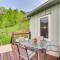 Pet-Friendly Boone Cabin with Mtn Views and Hot Tub! - بون