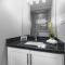 Cozy & Stylish 3Bed 2Bath Apt Close to Mall - Мак-Аллен