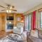 Ski-InandSki-Out Angel Fire Condo with Mountain Views - أنجل فاير