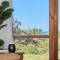 Rustic by the sea ~ a timeless holiday retreat!