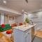 Modern & Colorful ~ 5* Location - 华盛顿