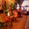 Sip Sunset Hostel and Lounge - 爱妮岛