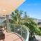 Ocean View dreaming, metres to the beach! - Gold Coast