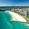 Ocean View dreaming, metres to the beach! - Gold Coast