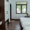 Charming Hill Hotel