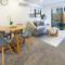 Stylish CBD Escape 2BR Townhouse
