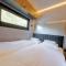 Prague Bay Houseboats