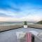 Penthouse at First Bay Coolum - كولوم بيتش
