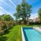 Villa Querchus Apartment 7 with private pool - Novigrad