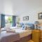 16 Solent Landing