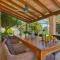 MOLINER PREMIUM VILLA by MAINVILLAS your home a 5-minute drive from LLenaire Beach