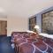 Super 8 by Wyndham Adrian