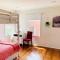 D122 Lovely London Home