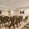 Days Inn by Wyndham Montreal East